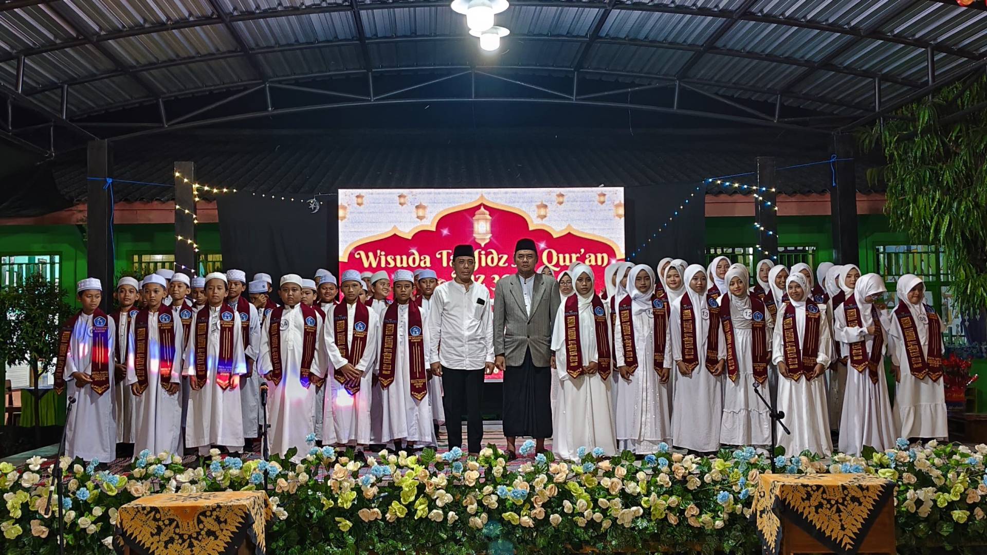 Wisudawan Tahfidz Sdn Pangarangan 3 Sungkeman Kepada Orang Tua 3 Img 20260524 Wa0012 Scaled