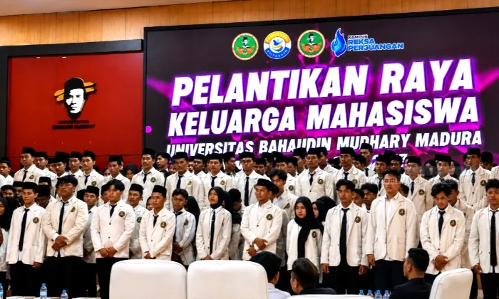 Perkuat Kepemimpinan Organisasi, UNIBA Madura Kukuhkan Pengurus HMP dan UKM Periode 2026–2027