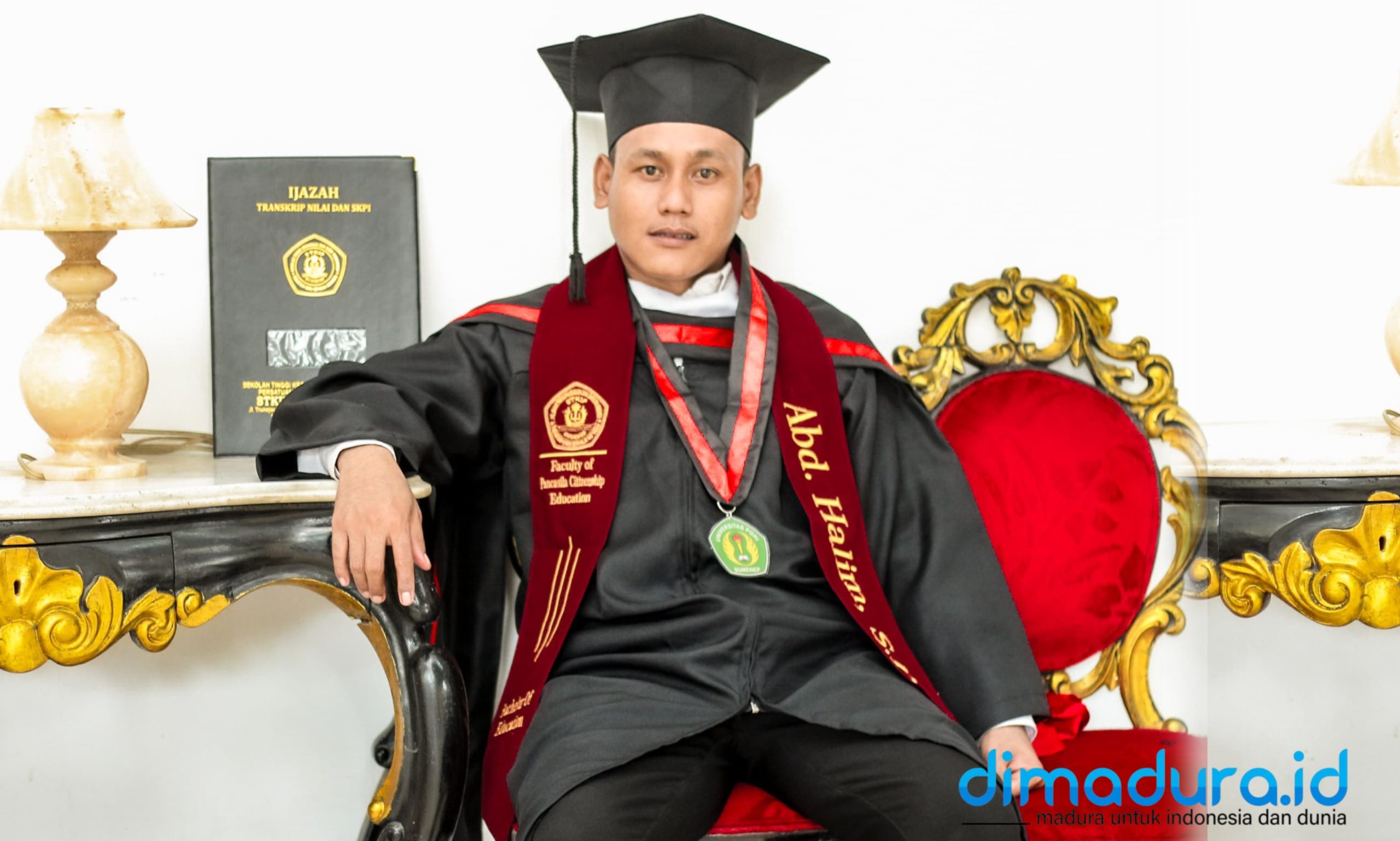 Foto: Abd Halim, seorang aktivis Kota Keris yang berasal dari sebuah desa di Kecamatan Gapura. (Istimewa/Doc. Dimadura).