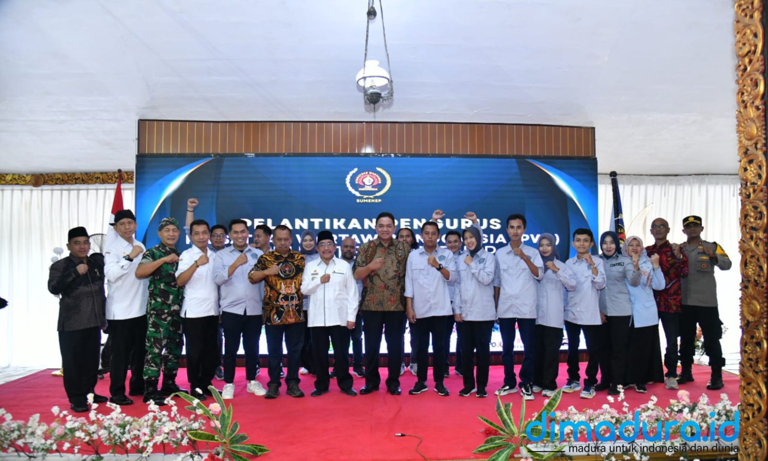 Foto:Acara Pelantikan Pengurus Persatuan Wartawan Indonesia (PWI) Kabupaten Sumenep, Jawa Timur, periode 2025–2028, (don/Doc. Dimadura).