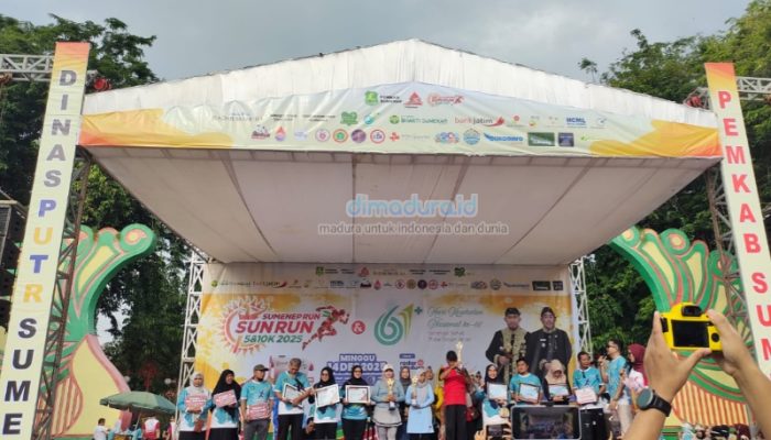 Pose Bersama Para Pemenang Hadiah Sumenep Sun Run 2025