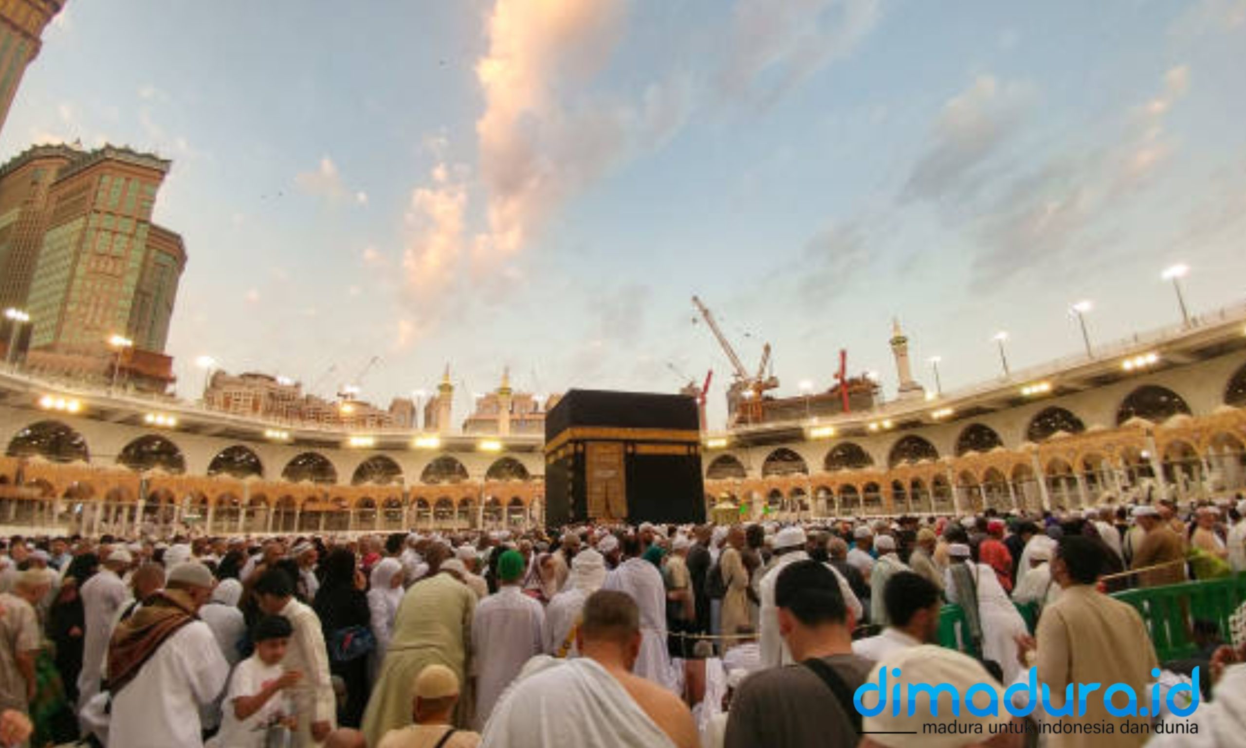 Foto:  Ka'bah di Masjidil Haram di Mekkah Arab Saudi, (Istimewa./Doc. Dimadura).