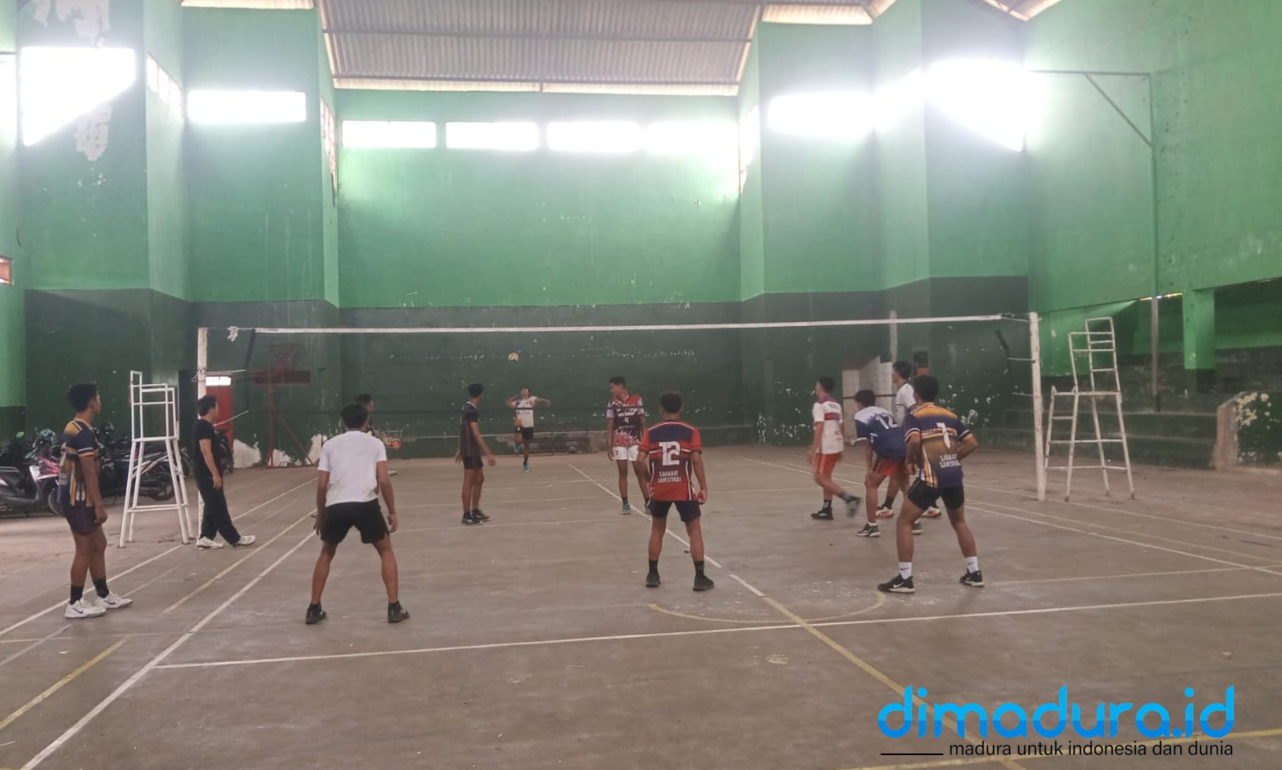 Foto: Para atlet muda Sumenep menjalani latihan rutin di GOR A. Yani Panglegur, Kota Sumenep. (Istimewa/Doc. Dimadura).