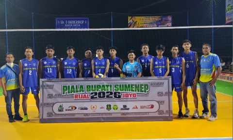Foto: Pemain Turnamen Bolavoli Piala Bupati Sumenep 2026 yang digelar PBVSI Sumenep. (Ari/Doc. Dimadura).