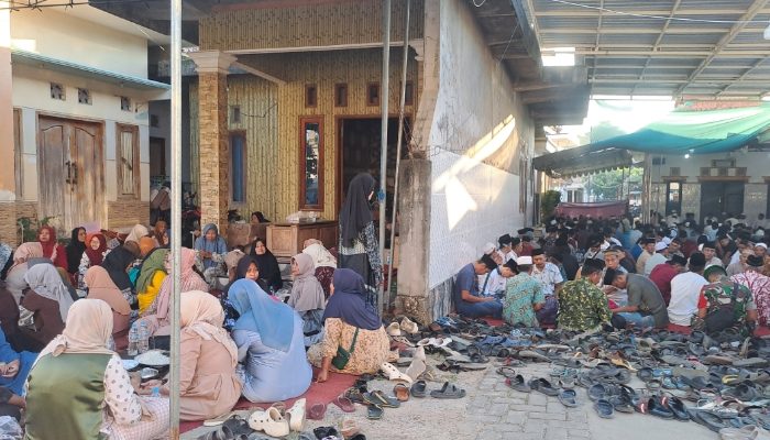 Potret Suasana Harlah Ke-8 Lbh Achmad Madani Putra Dan Haul Sesepuh Kamarullah 